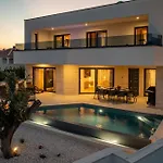 Princessa Villa Maslenica