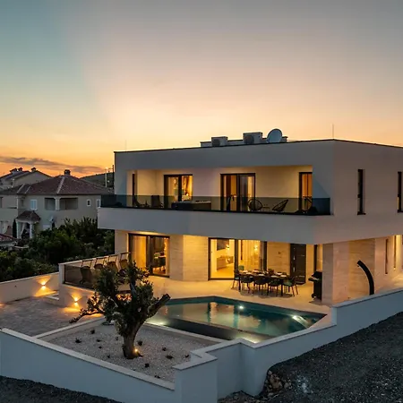 Princessa Villa *